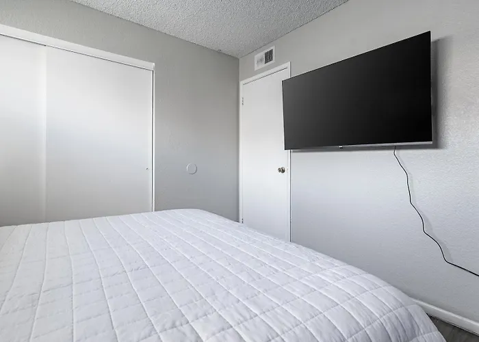 Apartment Landing Stunning 1bd In Maryvale Village