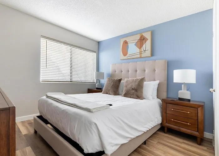 Landing Stunning 1bd In Maryvale Village Phoenix