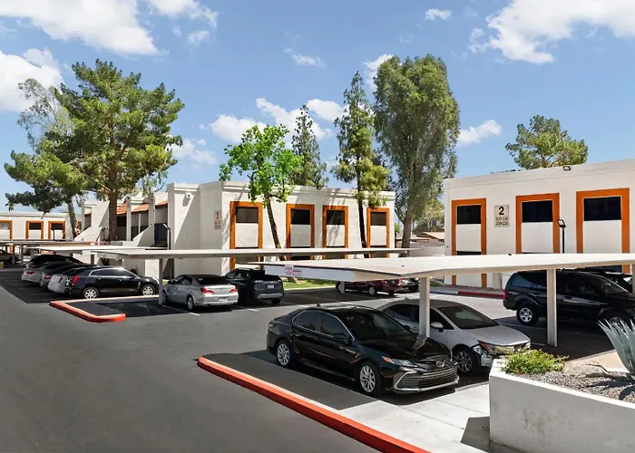 Landing Stunning 1bd In Maryvale Village * Phoenix